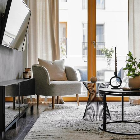 Main Station Art Apartment Краків Екстер'єр фото