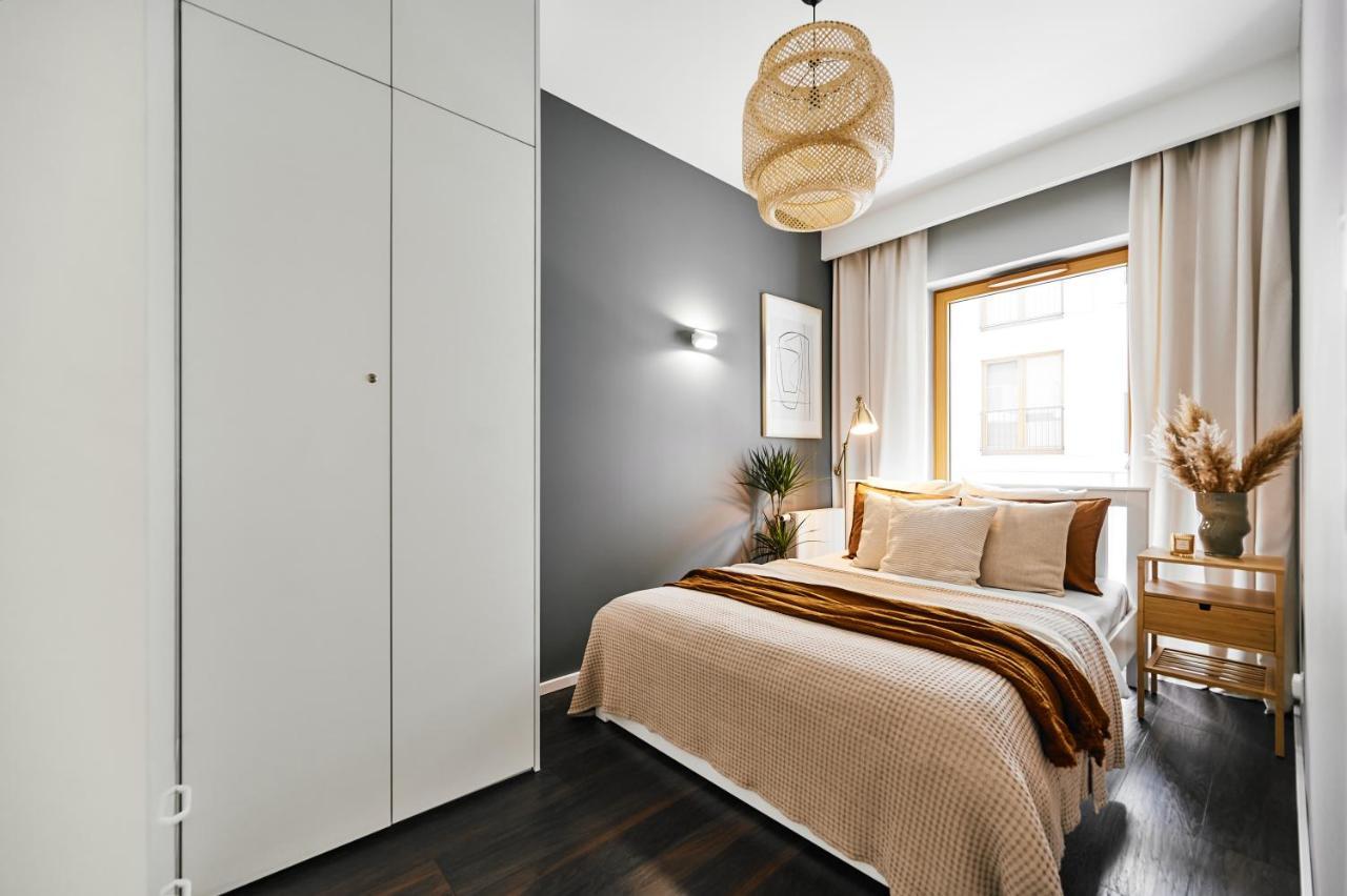 Main Station Art Apartment Краків Екстер'єр фото