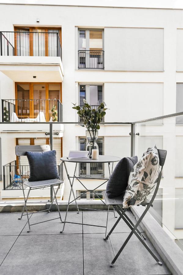 Main Station Art Apartment Краків Екстер'єр фото