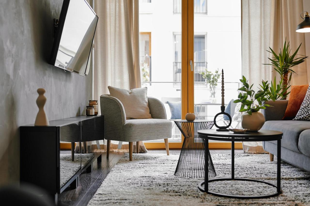 Main Station Art Apartment Краків Екстер'єр фото