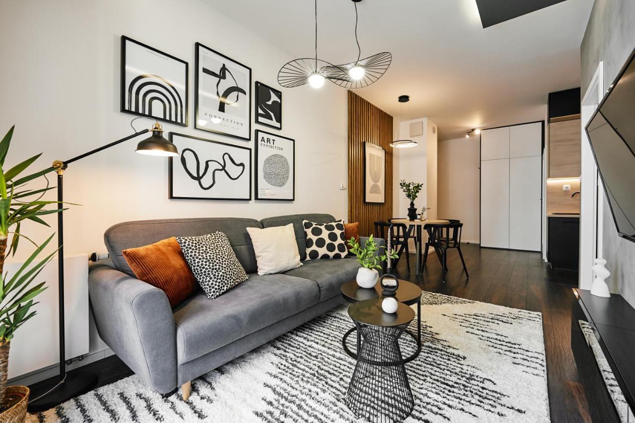 Main Station Art Apartment Краків Екстер'єр фото
