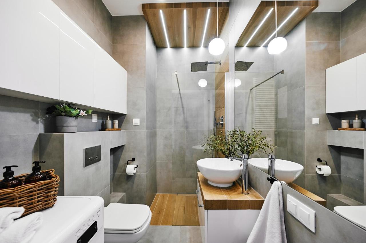 Main Station Art Apartment Краків Екстер'єр фото